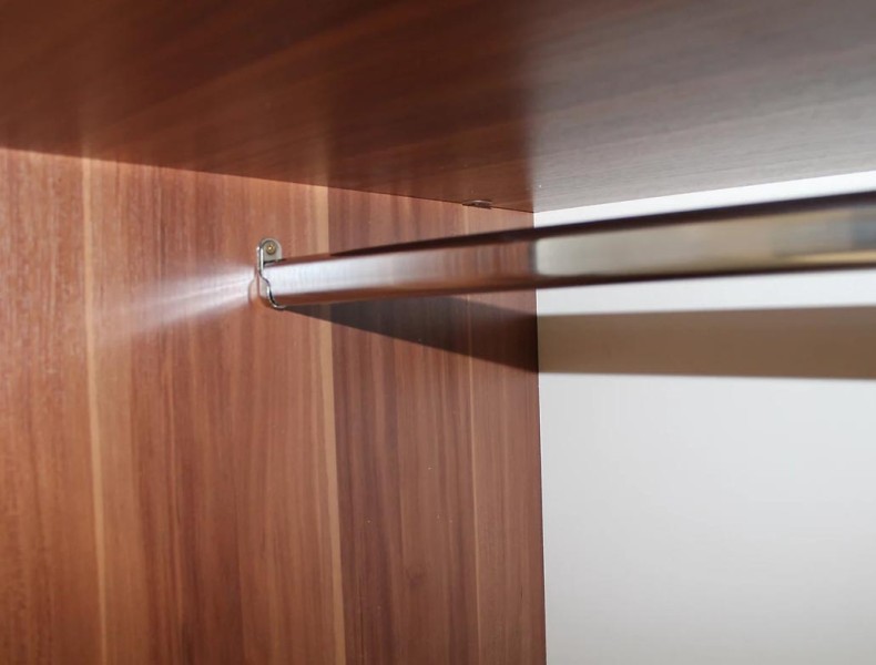 Шкаф трёхдверный Юниор Асм